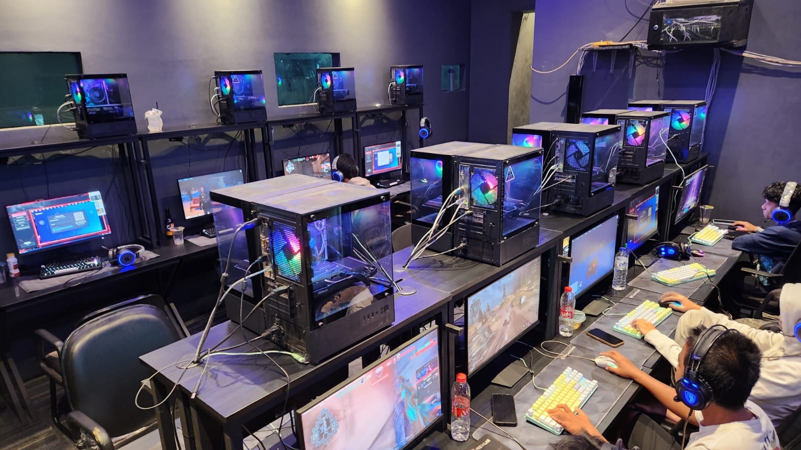 Cyberium Elite Gaming Gallery